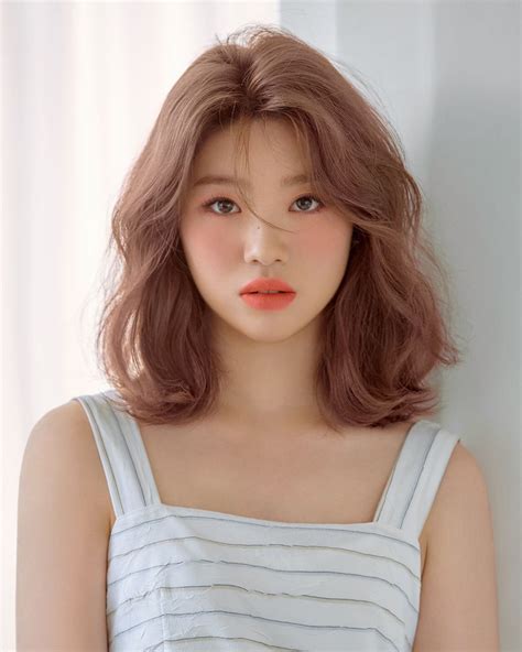 Korean Magic Hair Curling: Add Volume and Texture to Your Hair